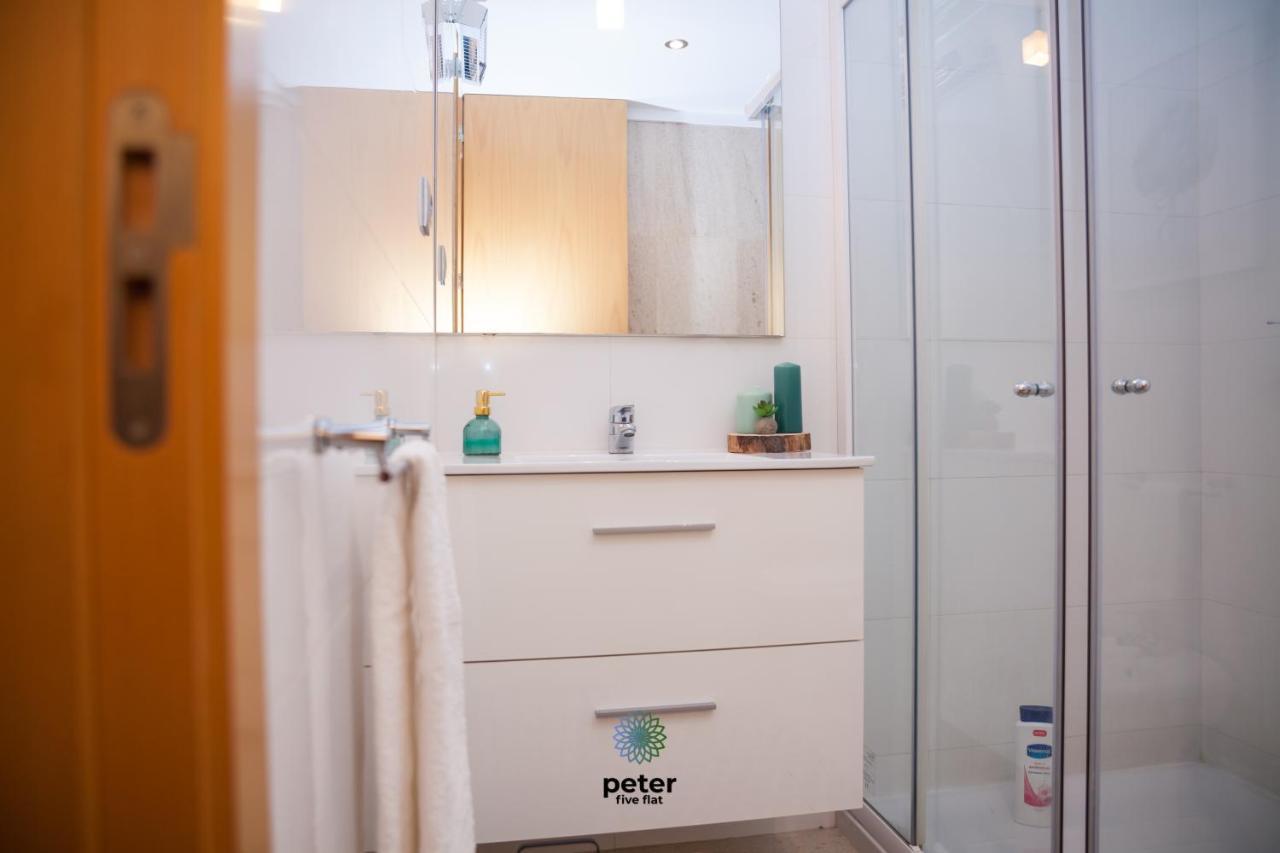 Appartamento Peter Five Flat By Tonsdeverde Braga Esterno foto